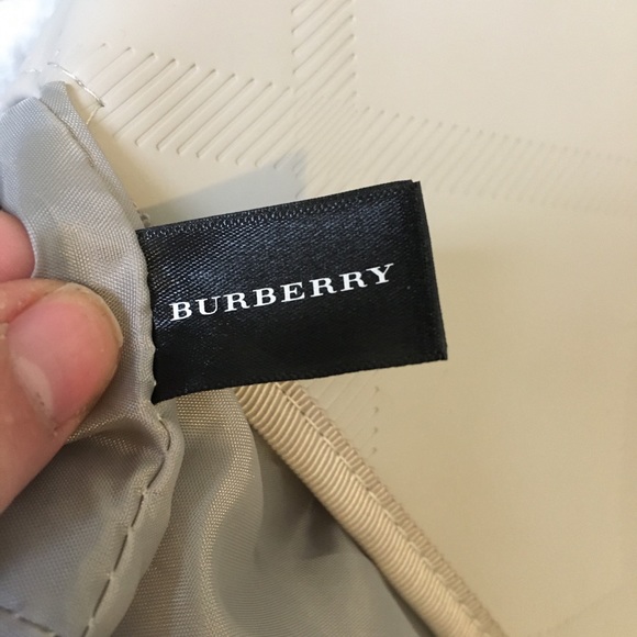 NWOT Burberry Cosmetic Case / Pouch 100% AUTHENTIC - Picture 11 of 11
